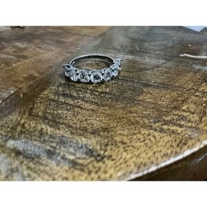 925 Sterling Silver Moissanite Women Stackable Ring EUC Sz: 9